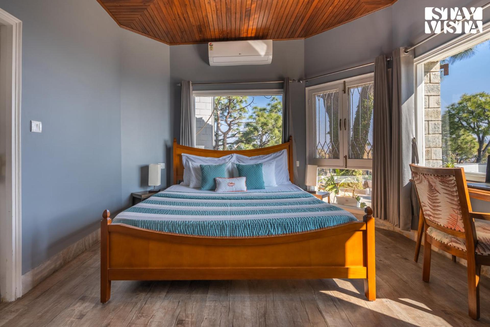 Stayvista At Serene With Outdoor Bonfire Barog Ngoại thất bức ảnh